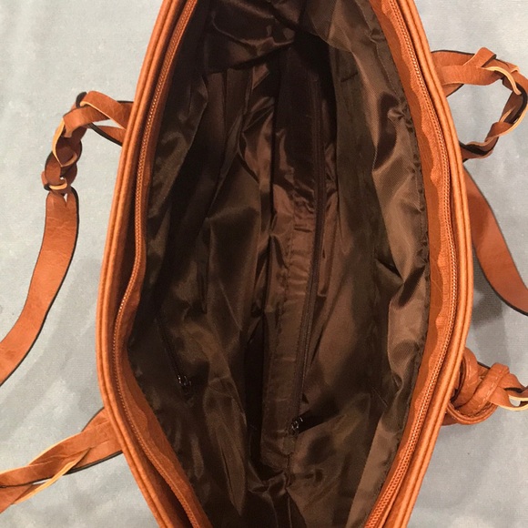 New tote, never used - Picture 2 of 3